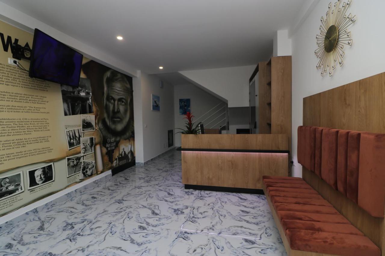 Heming-Way Hotel Durrës Extérieur photo