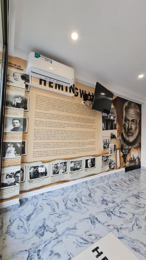 Heming-Way Hotel Durrës Extérieur photo